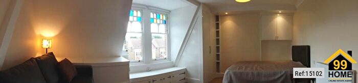 1 Bedroom Flat To Rent In Wellington Road, Hampton Hil, Middlesex, TW12