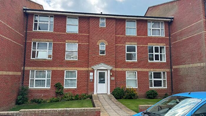 1 Bedroom Flat To Rent In The Causeway, Seaford, East Sussex, BN25