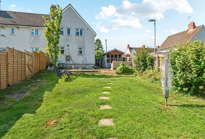 3 Bedroom End Of Terrace House For Sale In First Avenue, Dursley, Gloucestershire, GL11
