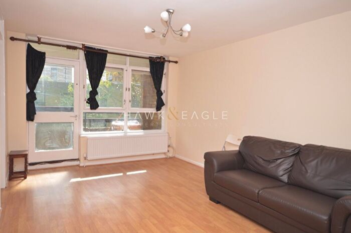 2 Bedroom Flat To Rent In Hobday Street, London, Greater London., E14