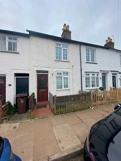 2 Bedroom Terraced House To Rent In Boundary Road, St Albans, AL1