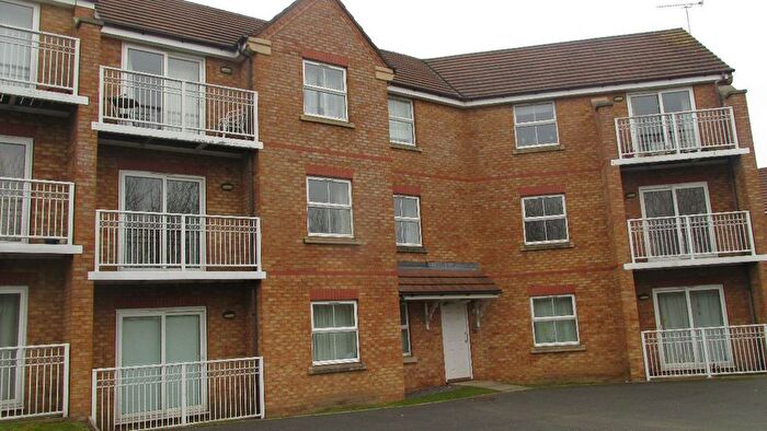 2 Bedroom Flat For Sale In Gillquart Way, Coventry, CV1