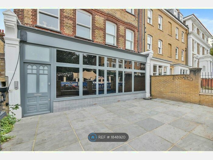 3 Bedroom Flat To Rent In Tyrwhitt Rd, London, SE4