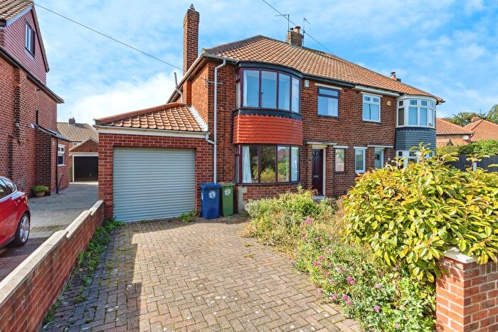 3 Bedroom Semi-detached House For Sale In Normanby Road, Middlesbrough, TS6