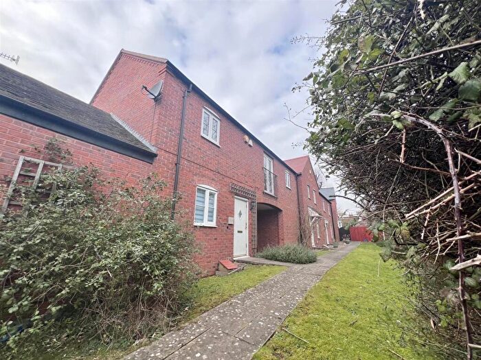 1 Bedroom Flat To Rent In Birmingham Road, Stratford-Upon-Avon, CV37