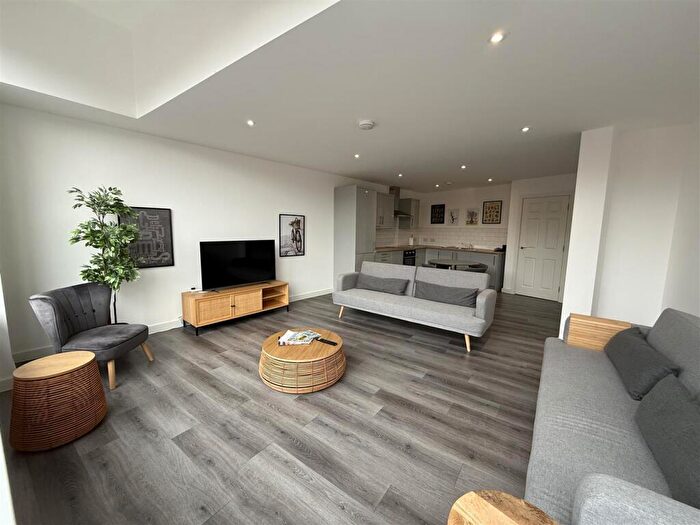1 Bedroom Apartment To Rent In Clifton Park View, Doncaster Gate, Rotherham, S65