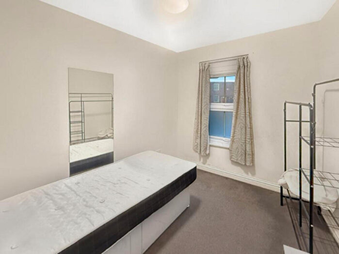 1 Bedroom Semi Detached House To Rent In Military Road, Colchester, CO1