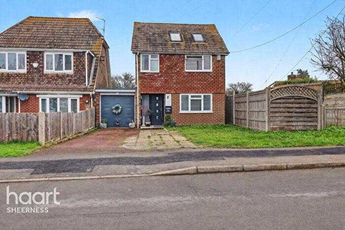 3 Bedroom Detached House For Sale In Summerville Avenue, Minster, ME12