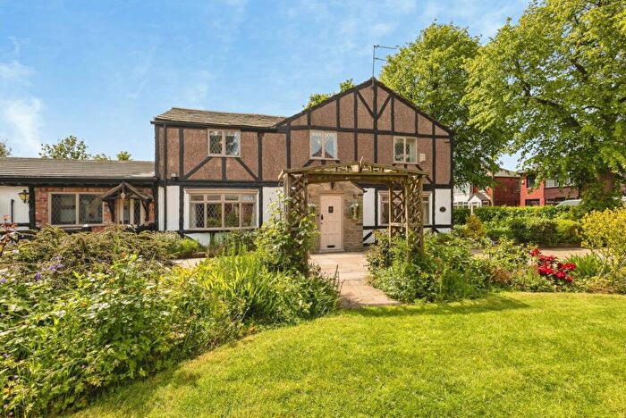 4 Bedroom Semi-Detached House For Sale In Town Lane, Denton, Manchester, Greater Manchester, M34