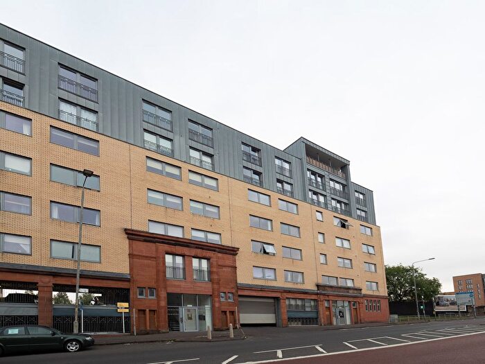 2 Bedroom Flat To Rent In Victoria Road, Glasgow, G42