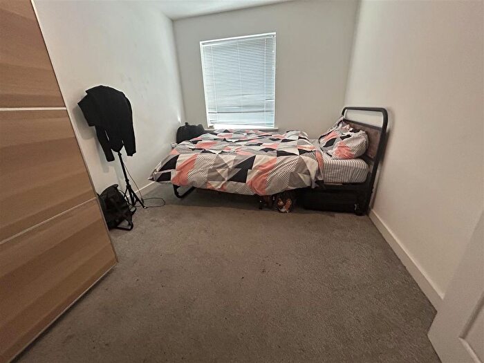 2 Bedroom End Of Terrace House To Rent In Egerton Close, Belvedere, DA17