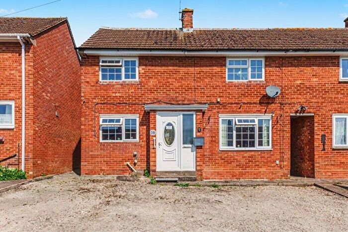 3 Bedroom Semi-Detached House For Sale In Pittway Avenue, Shipston-On-Stour, CV36