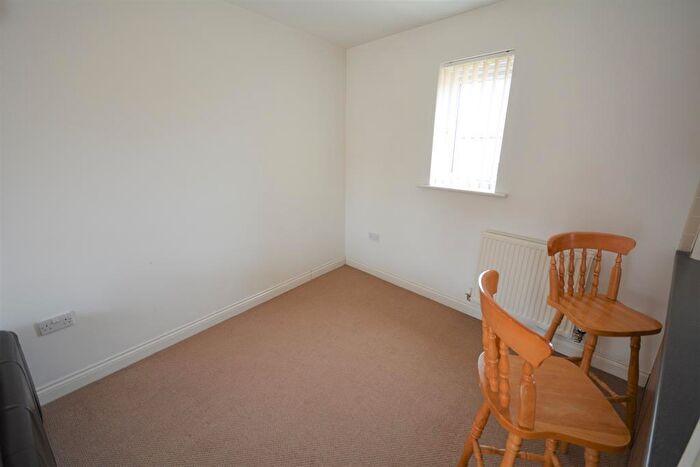 2 Bedroom Flat For Sale In Hubback Square, West Park, Darlington, DL2