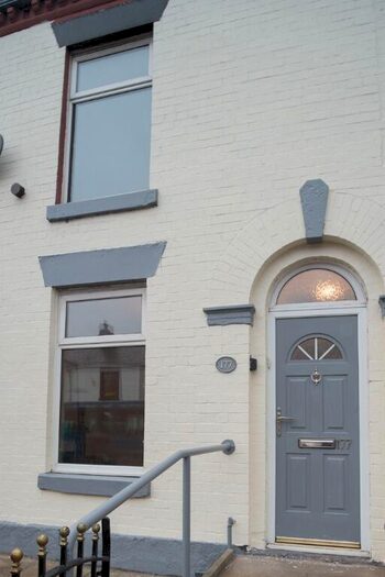 2 Bedroom Terraced House To Rent In Tonge Moor Road, Bolton, BL2