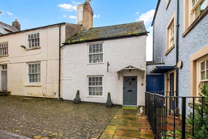 1 Bedroom Cottage For Sale In Bank Yard, Richmond, DL10
