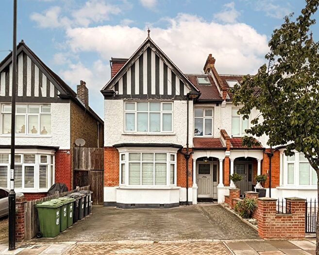 1 Bedroom Flat For Sale In Bellingham Road, Catford, London, SE6
