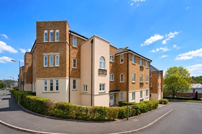 2 Bedroom Apartment To Rent In Anstey Road, Farnham, Surrey, GU9