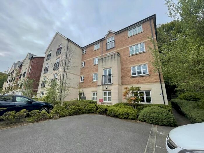 2 Bedroom Flat To Rent In Montgomery Avenue, Far Headingley, LS16