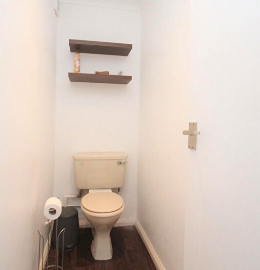 2 Bedroom Apartment To Rent In Broadwater Boulevard Flats, Worthing, BN14