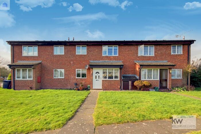 1 Bedroom Terraced House To Rent In Sycamore Walk, Englefield Green, Egham, TW20