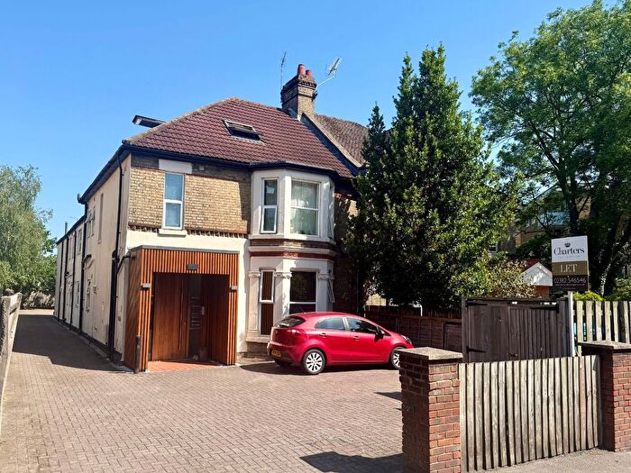 1 Bedroom Flat To Rent In Portswood Road, Southampton, Hampshire, SO17