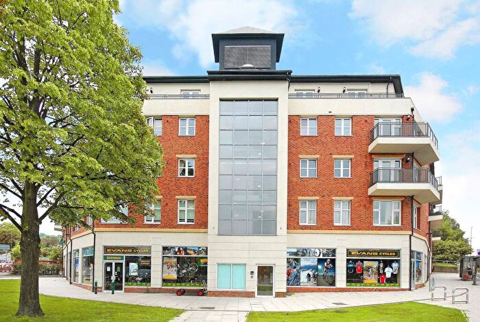 Studio To Rent In Greyhound Hill, Hendon, London, NW4