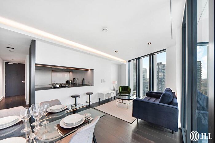 2 Bedroom Flat To Rent In Amory Tower, Marsh Wall, E14