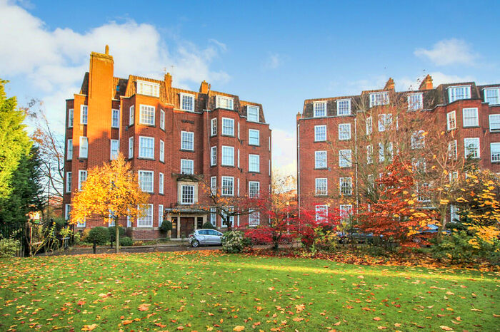 2 Bedroom Flat To Rent In Kenilworth Court, Hagley Road, Edgbaston, B16