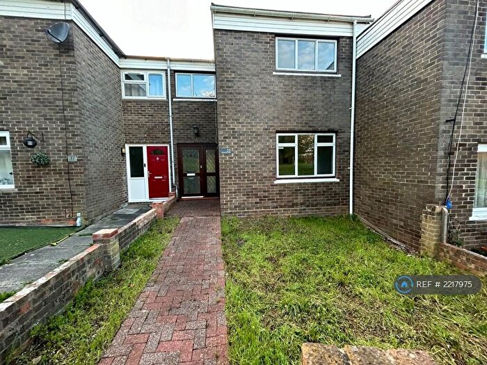 3 Bedroom Terraced House To Rent In Browning Close, Basingstoke, RG24