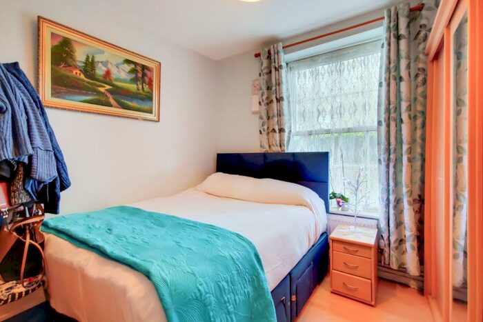 3 Bedroom Flat To Rent In Castell House, Deptford Church Street, London, Greater London, SE8