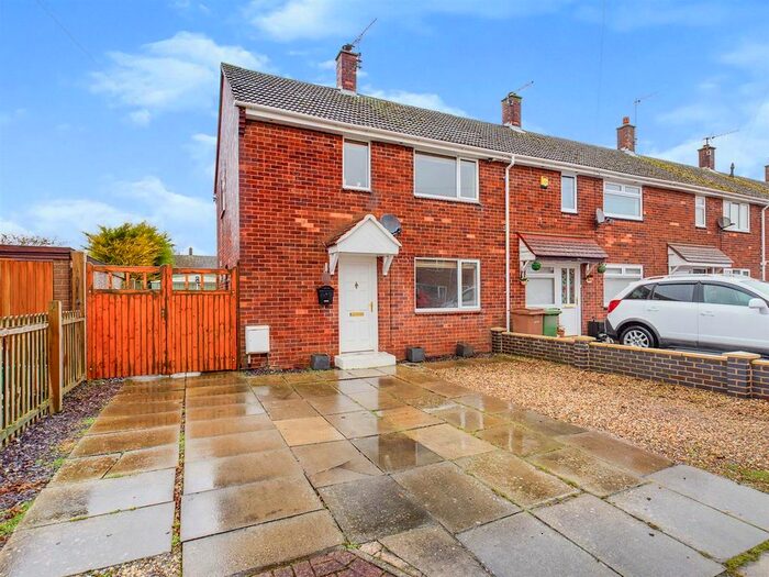 2 Bedroom End Of Terrace House For Sale In Auchinleck Close, Driffield YO25