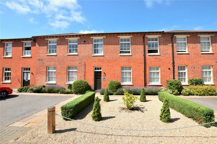 2 Bedroom Apartment To Rent In Old St. Michaels Drive, Braintree, Essex, CM7