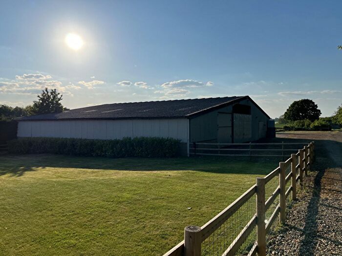 4 Bedroom Barn Conversion For Sale In Rushock Droitwich, Worcestershire, WR9