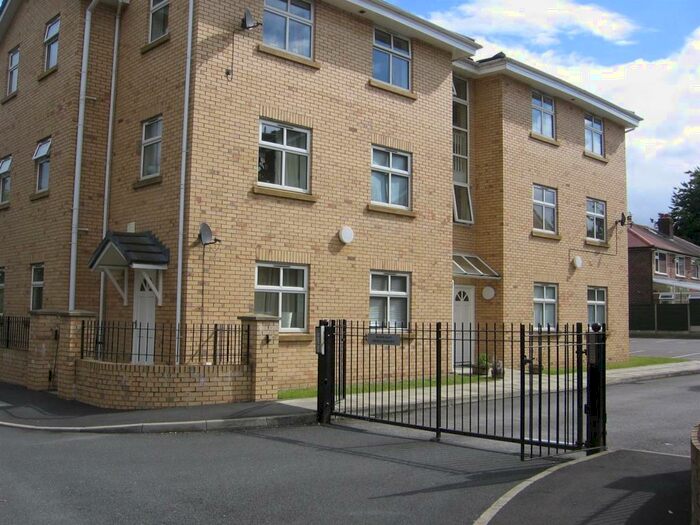 2 Bedroom Flat To Rent In Flat Burford CourtCotterdale CloseWhalley RangeManchester, M16