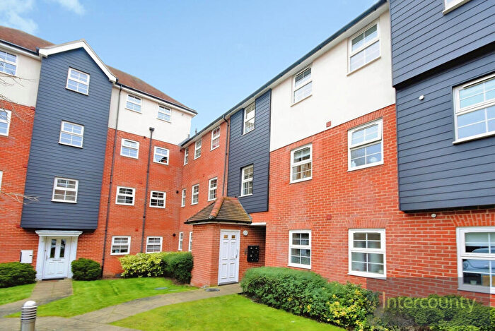 2 Bedroom Apartment To Rent In Hockerill Street, Bishop's Stortford, Hertfordshire, CM23