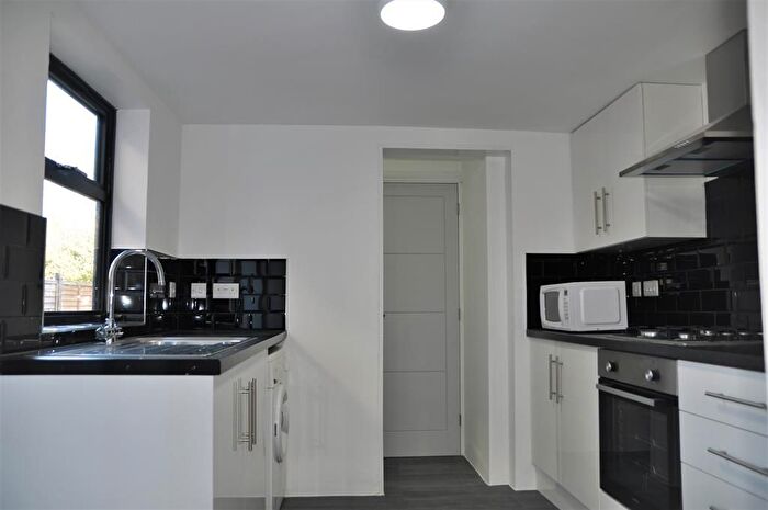 3 Bedroom Semi-Detached House To Rent In Denham Road, Egham, TW20