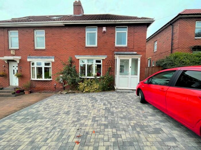 2 Bedroom Semi-Detached House To Rent In Corrofell Gardens, Gateshead, NE10
