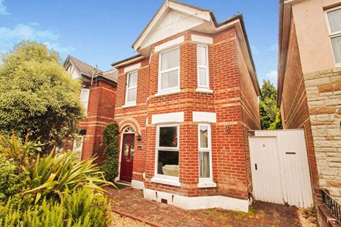 5 Bedroom Property To Rent In Sedgley Road, Bournemouth, BH9