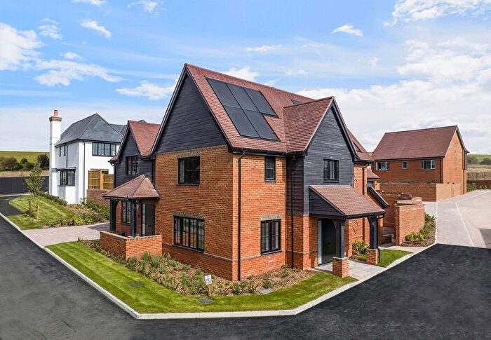 3 Bedroom Semi-Detached House To Rent In Skylarks, Rottingdean, BN2