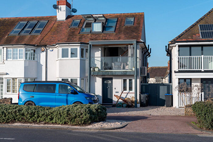 4 Bedroom Semi Detached House For Sale In Marine Parade, Leigh-on-sea, SS9