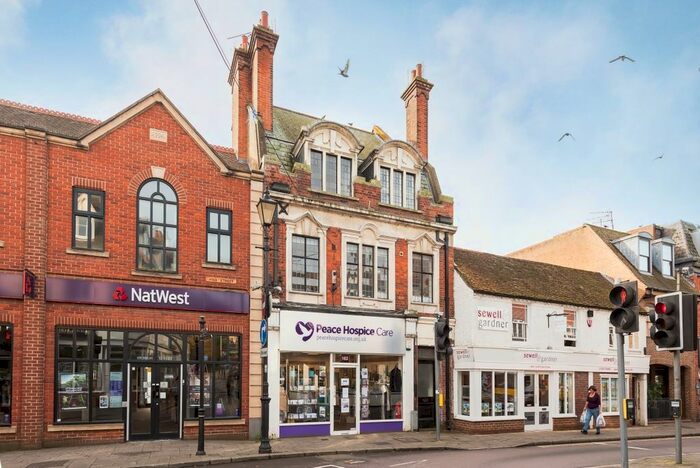 1 Bedroom Flat To Rent In High Street, Rickmansworth, WD3