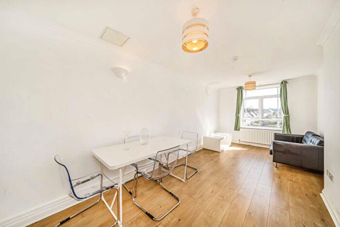 1 Bedroom Flat To Rent In Streatham Hill, London, SW2