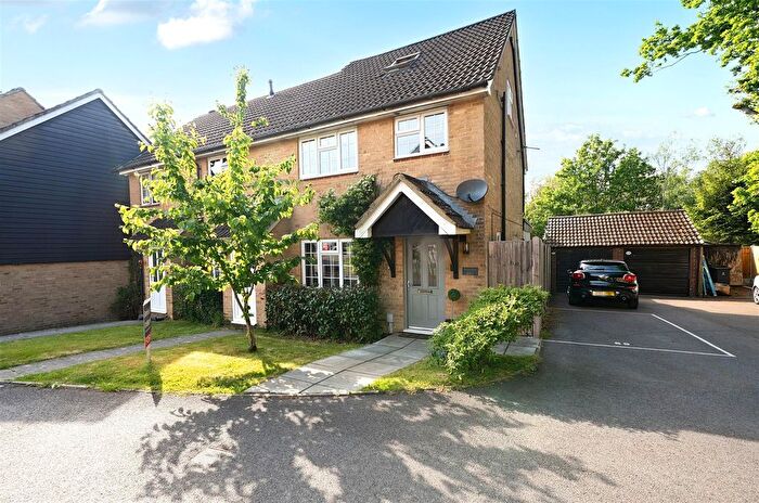 4 Bedroom Property For Sale In Frenches Farm Drive, Heathfield, TN21
