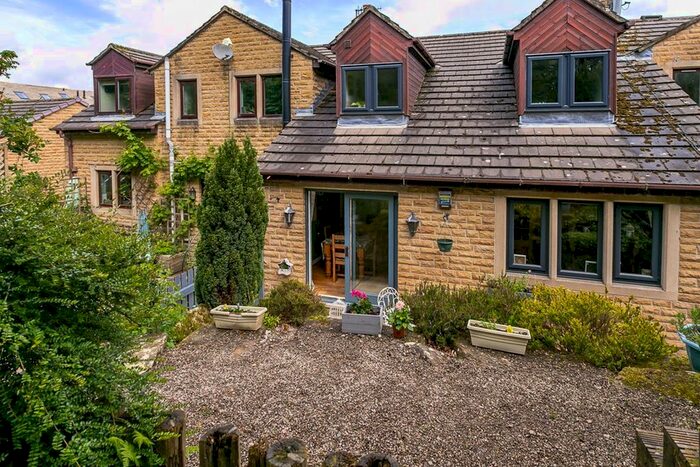 3 Bedroom Terraced House For Sale In Lime Close, Addingham, Ilkley, LS29