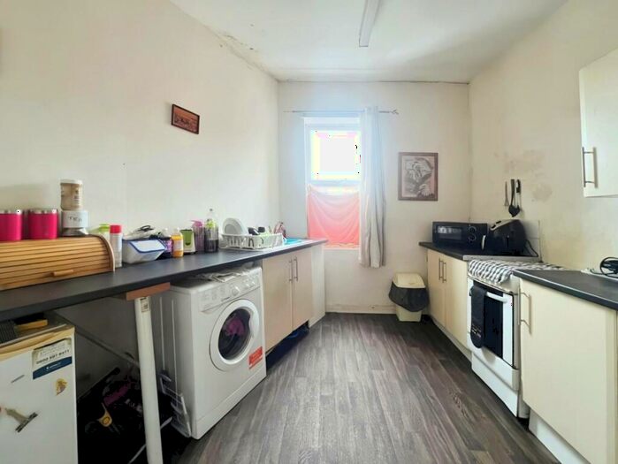 1 Bedroom Flat For Sale In Factory Street West, Atherton, Manchester, M46