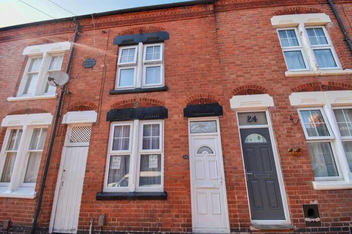 3 Bedroom Terraced House To Rent In Montague Road, Leicester, LE2