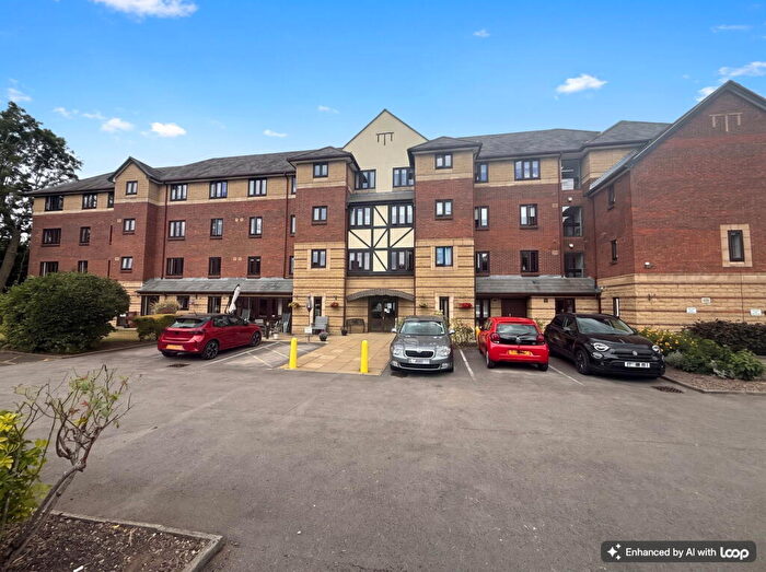 1 Bedroom Retirement Property For Sale In Liddiard Court Belfry Drive, Wollaston, Stourbridge, DY8
