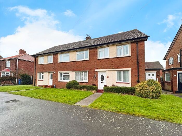 2 Bedroom Flat For Sale In Seafield Road, Blyth, NE24