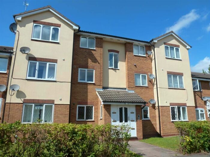 2 Bedroom Flat To Rent In Dadford View, Brierley Hill, DY5