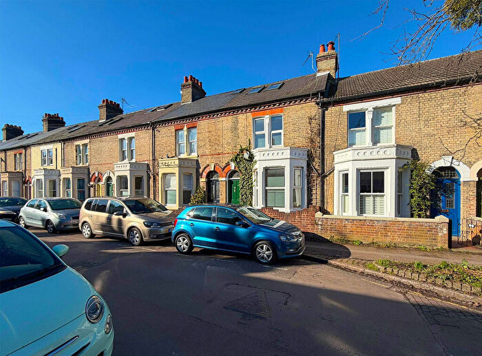 3 Bedroom Terraced House To Rent In Ross Street, Cambridge, CB1